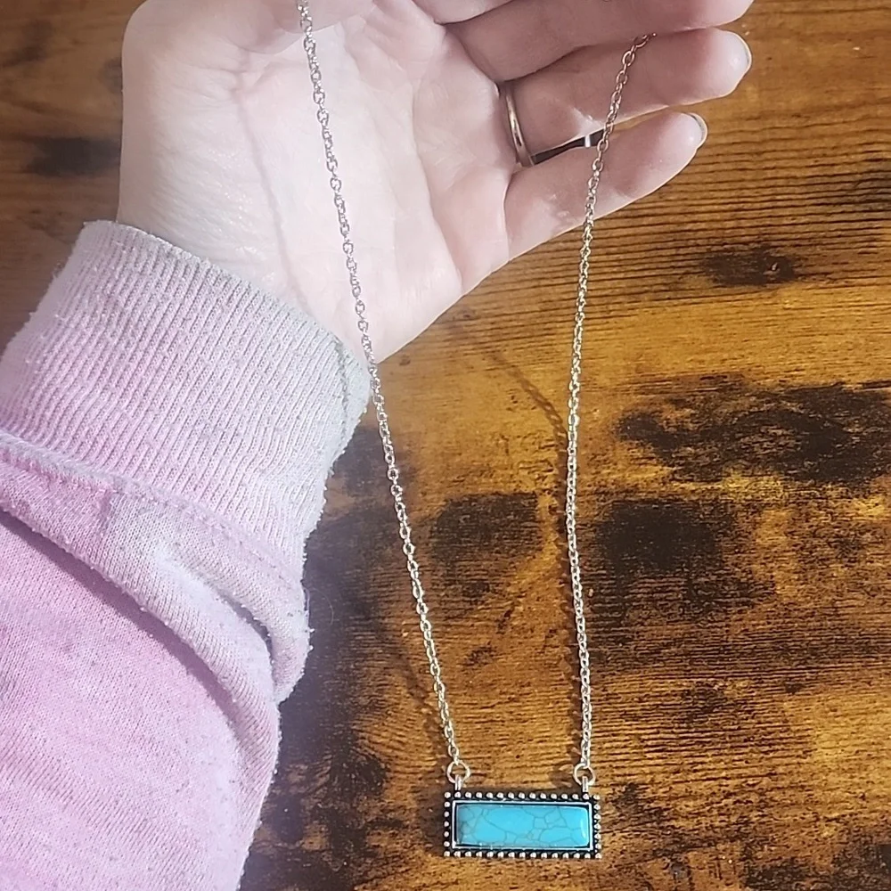 Vintage Western-style Turquoise Jewelry Sets, Which Are Composed Of Various Ele-